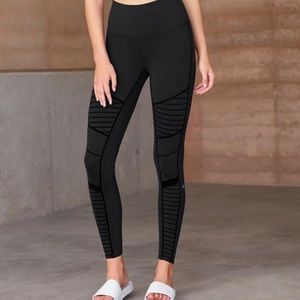 ALO Yoga High-Waisted Flocked‎ Moto Leggings Size Small Black